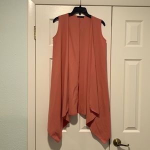 Boohoo NWT size M/L rose colored flyaway sleeveless duster